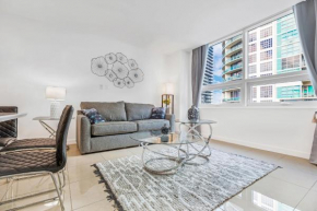 Modern 2-BD Condo in The Heart of Midtown Miami